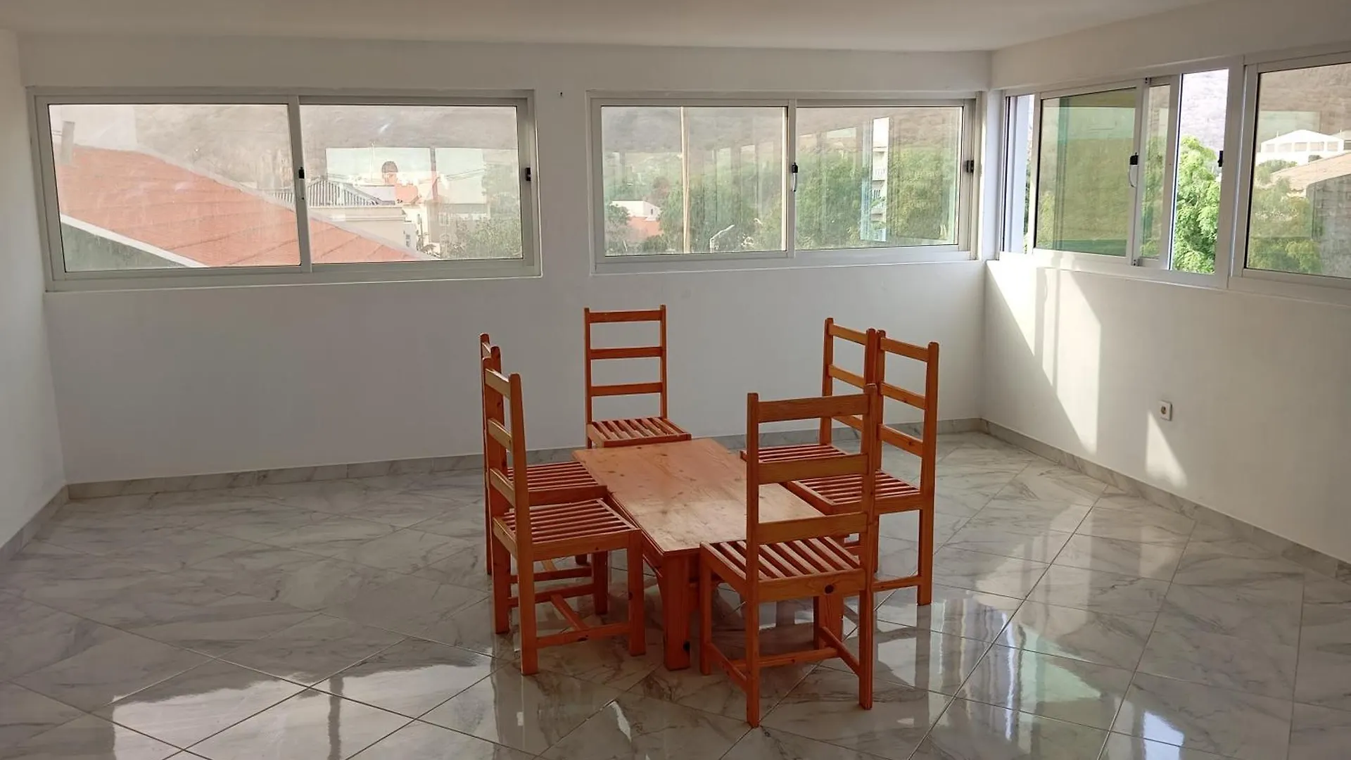 Tarrafal Relax 2 0*, Tarrafal (Santiago)